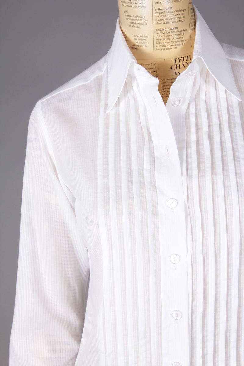 WHITE SHIRT WITH FRILLS ON CHEST
